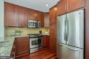 8220 Crestwood Heights Dr, McLean, VA 22102 - Photo 8