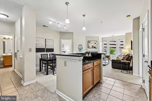 2665 Prosperity Ave, Fairfax, VA 22031 - Photo 4