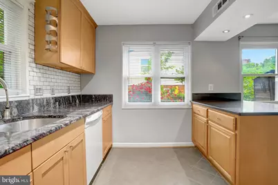 2340 Fairview Terrace, Alexandria, VA 22303 - Photo 4