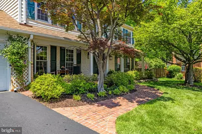 9716 Bunchberry Place, Vienna, VA 22181 - Photo 6