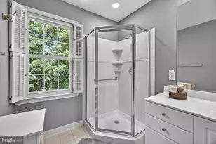 9716 Bunchberry Pl, Vienna, VA 22181 - Photo 82