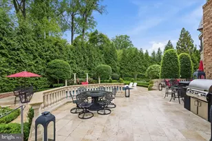 1204 Daviswood Dr, McLean, VA 22102 - Photo 66