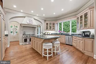 1204 Daviswood Dr, McLean, VA 22102 - Photo 18