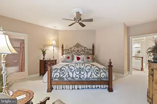 1204 Daviswood Dr, McLean, VA 22102 - Photo 58