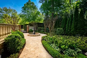 1204 Daviswood Dr, McLean, VA 22102 - Photo 68