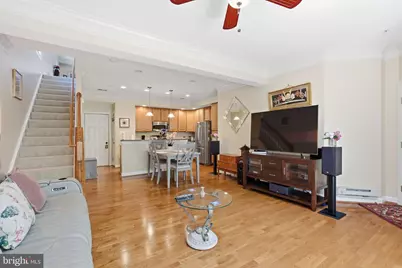 5725 Callcott Way #B, Alexandria, VA 22312 - Photo 4