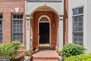 12810 Falcon Wood Pl, Fairfax, VA 22033 - Photo 6
