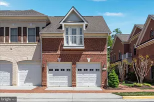 12810 Falcon Wood Pl, Fairfax, VA 22033 - Photo 4