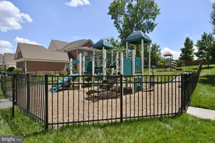 12810 Falcon Wood Pl, Fairfax, VA 22033 - Photo 44
