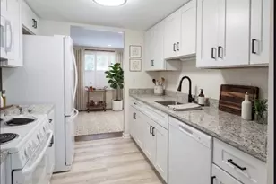 7021 Bryant Towne Ct, Alexandria, VA 22306 - Photo 4