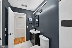 11711 Summerchase Cir, Reston, VA 20194 - Photo 44