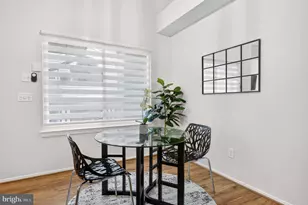 11711 Summerchase Cir, Reston, VA 20194 - Photo 12