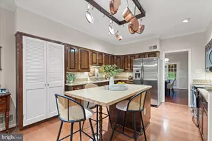 10205 Old Hunt Rd, Vienna, VA 22181 - Photo 24