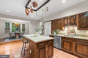 10205 Old Hunt Rd, Vienna, VA 22181 - Photo 26