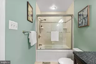 10205 Old Hunt Rd, Vienna, VA 22181 - Photo 44