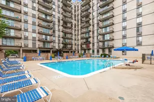 3245 Rio Dr, Falls Church, VA 22041 - Photo 32