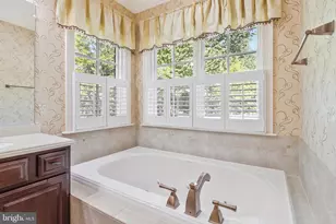 6878 Frase Dr, Falls Church, VA 22043 - Photo 34