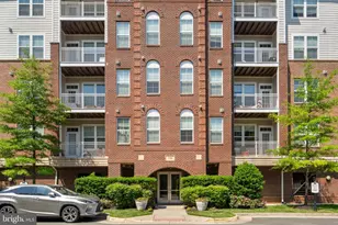 3160 John Glenn St, Herndon, VA 20171 - Photo 2