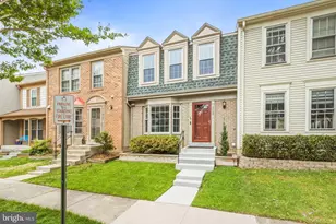 5428 New London Park Dr, Fairfax, VA 22032 - Photo 2