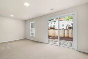 5428 New London Park Dr, Fairfax, VA 22032 - Photo 28