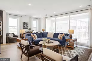 14954 Deco Cir, Chantilly, VA 20151 - Photo 2