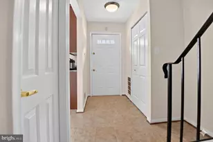 6358 Fenestra Ct, Burke, VA 22015 - Photo 2