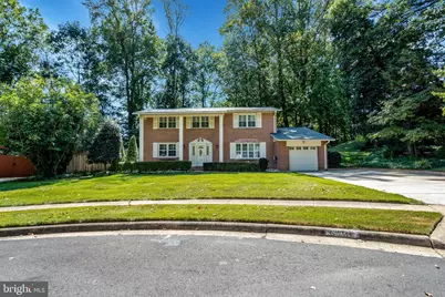 10305 Collingham Drive, Fairfax, VA 22032 - Photo 2