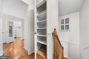 10305 Collingham Dr, Fairfax, VA 22032 - Photo 24