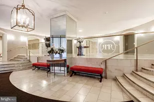 8370 Greensboro Dr, McLean, VA 22102 - Photo 4