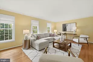 7824 Water Valley Ct, Springfield, VA 22153 - Photo 8