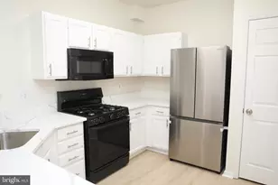 14302 Rosy Ln, Centreville, VA 20121 - Photo 8