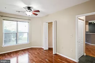 2204 Westcourt Ln, Herndon, VA 20170 - Photo 10
