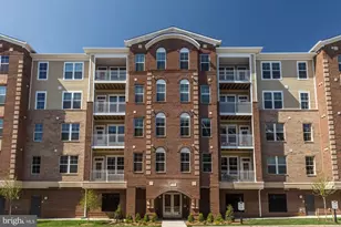 13740 Endeavour Dr, Herndon, VA 20171 - Photo 2