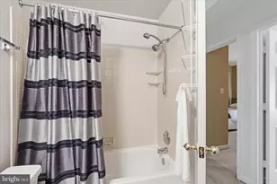 6013 Keble Dr, Alexandria, VA 22315 - Photo 22