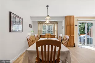 6013 Keble Dr, Alexandria, VA 22315 - Photo 8