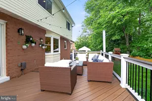 7303 Yates Ct, McLean, VA 22101 - Photo 38