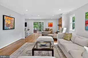7303 Yates Ct, McLean, VA 22101 - Photo 4