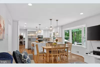 7303 Yates Court, McLean, VA 22101 - Photo 10