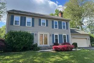 5423 Rilian Ct, Burke, VA 22015 - Photo 2