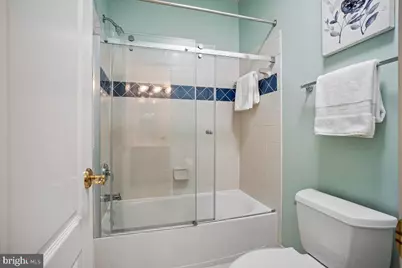 11040 Heathland Drive, Oakton, VA 22124 - Photo 34