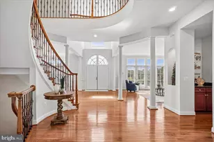 11040 Heathland Dr, Oakton, VA 22124 - Photo 4