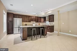 11040 Heathland Dr, Oakton, VA 22124 - Photo 40