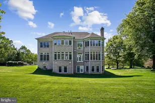 11040 Heathland Dr, Oakton, VA 22124 - Photo 48