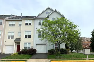 2575 Pennymoor Ct, Herndon, VA 20171 - Photo 1