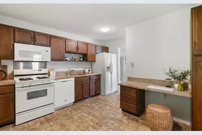 5716 Glamis Drive, Alexandria, VA 22315 - Photo 6