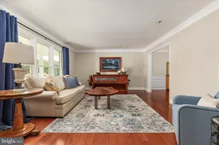 13117 Tingewood Ct, Herndon, VA 20171 - Photo 12