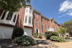 4224 Lower Park Dr, Fairfax, VA 22030 - Photo 1