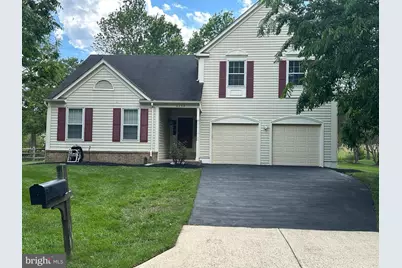 6458 Woodmere Place, Centreville, VA 20120 - Photo 1
