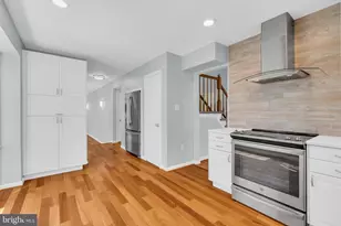 6458 Woodmere Pl, Centreville, VA 20120 - Photo 10