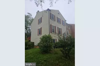 8641 Dellway Lane, Vienna, VA 22180 - Photo 2
